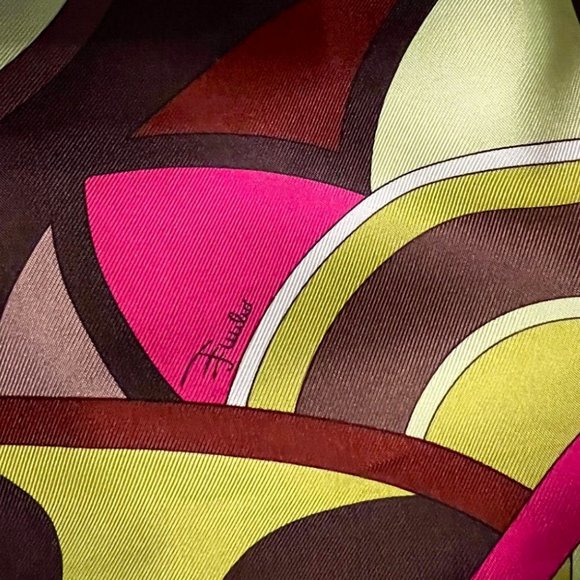 VINTAGE EMILIO PUCCI SILK SCARF 33" x 33" Square - Picture 3 of 8